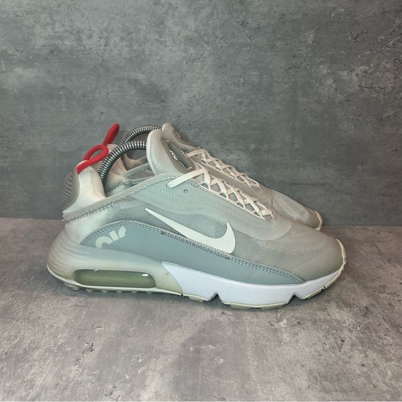 Nike Air Max 2090 Running Shoes DJ3028-001 Womens sz 8.5 - grey - Picture 1 of 6